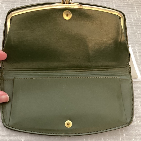 Vintage Baronet Olive Clutch Wallet - Picture 6 of 14